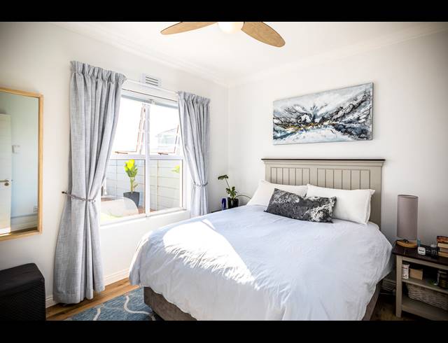 2 BEDROOM FREEHOLD SOLD IN SUNNINGDALE